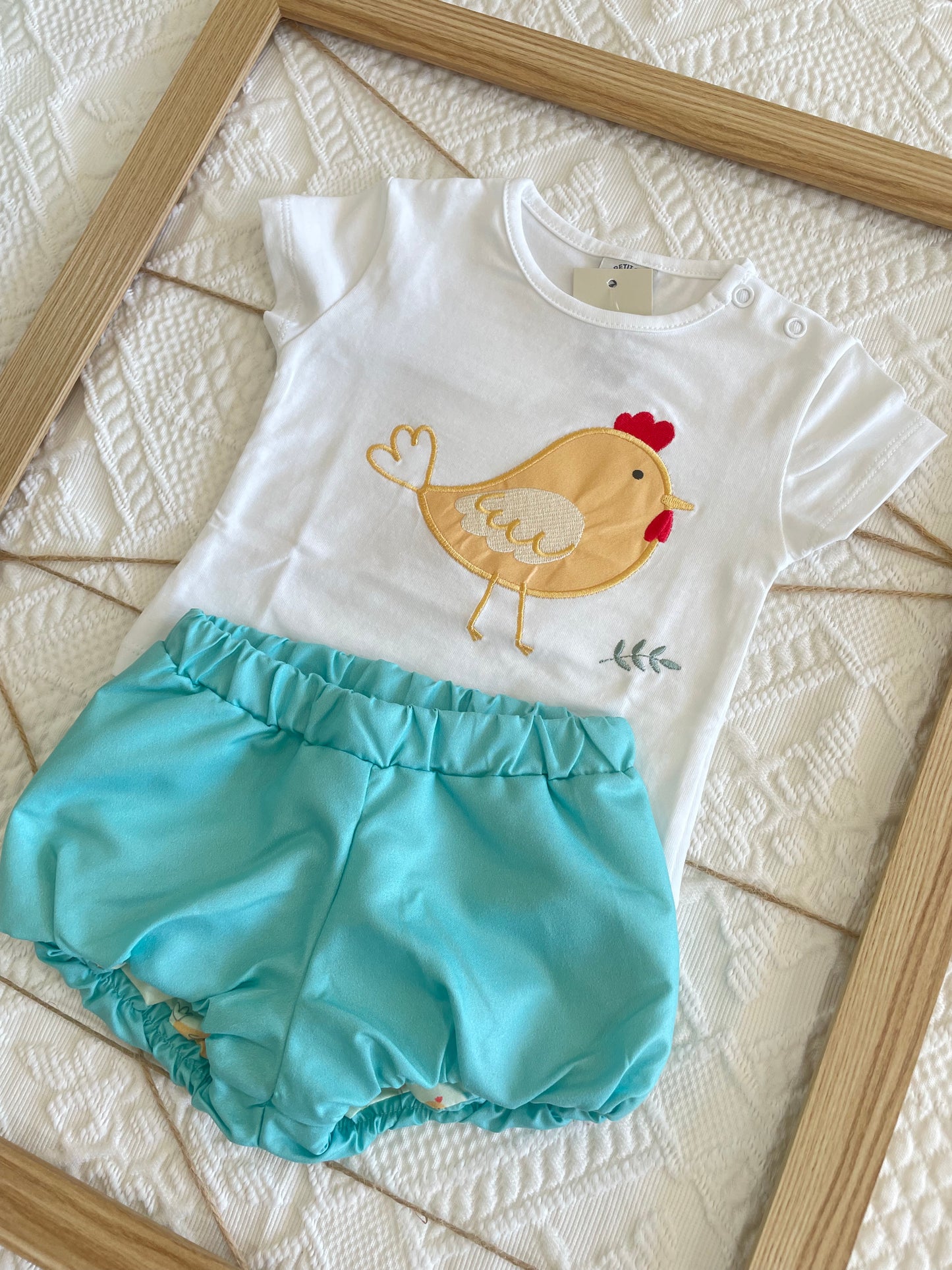 Conjunto bebe niño gallina